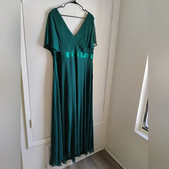 Long Chiffon Empire Waist Bridesmaid Dress with Short Flutter Sleeves ~ Emerald - Picture 10 of 14